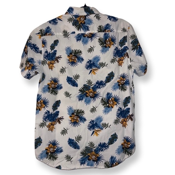 DENIM and Flower Ricky Singh White Floral Men’s Shirt Size Medium Slim Fit - Picture 2 of 9